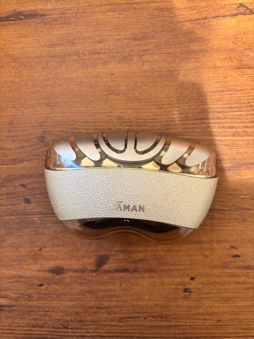 ヤーマン リフトロジー LED EMS リフトケア 美顔器 ゴールド