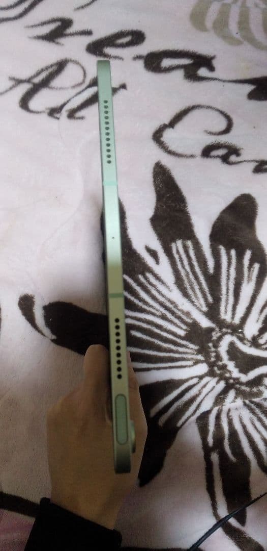 iPad Air4 箱ありジャンク品