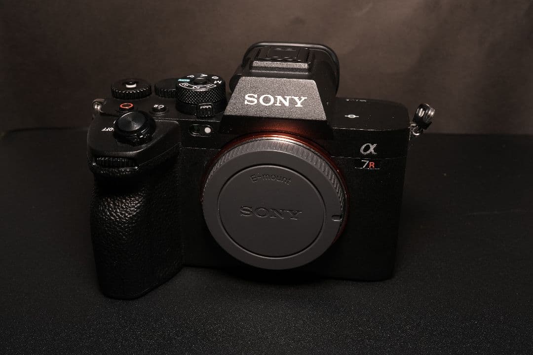 Sony α7R V ミラーレスカメラ 本体と付属品