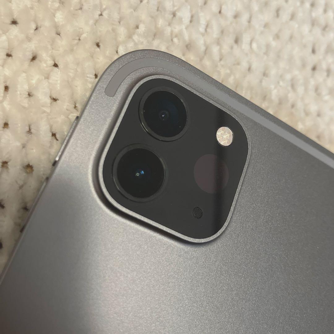 【年末までお値下げ中】iPad Pro 12.9(第6世代)1TB Wi-Fi