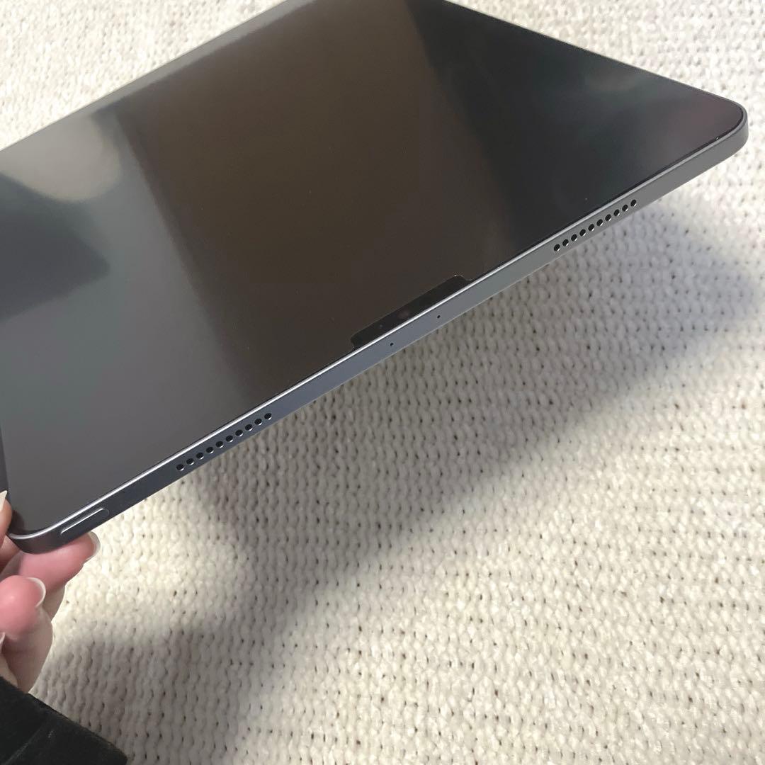 【年末までお値下げ中】iPad Pro 12.9(第6世代)1TB Wi-Fi