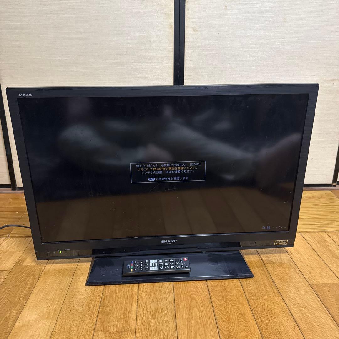 SHARP AQUOS 液晶テレビ 本体とリモコン付き　動作確認済み
