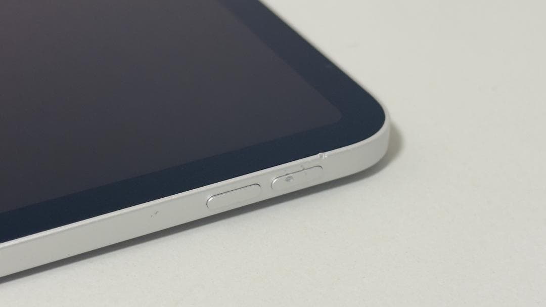 iPad Pro 12.9インチ 第3世代 64GB モデルA1876