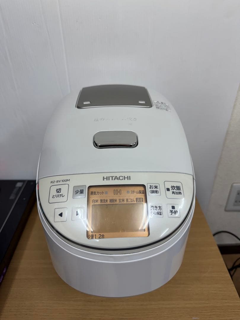 HITACHI 圧力IH炊飯器 RZ-BV100M（2018年製）