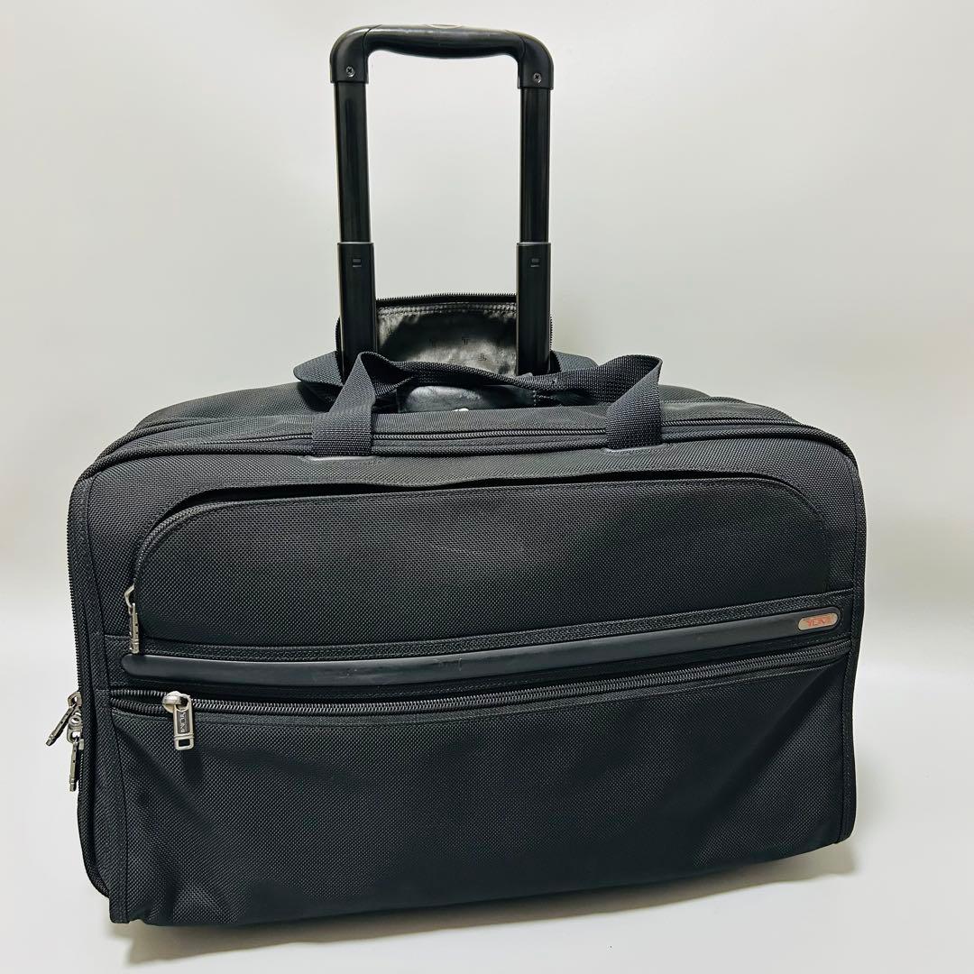 TUMI トゥミ 2輪 キャリーバッグ トラベルバッグ ビジネスバッグ ブラック