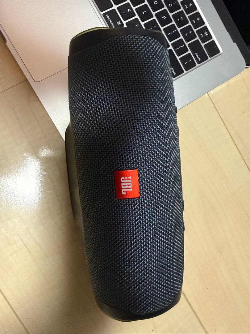 JBL ワイヤレススピーカー charge Essentil2