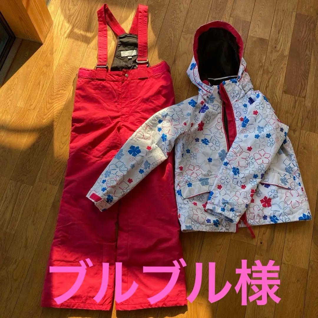 子ども用スキーウェア（140㌢）、手袋、帽子、フリース（M）セット