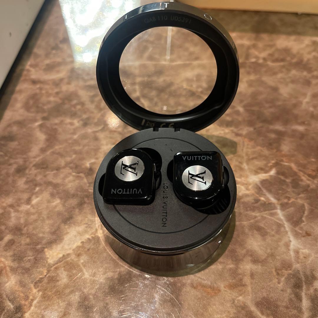 Louis Vuitton ワイヤレスイヤホン ブラック