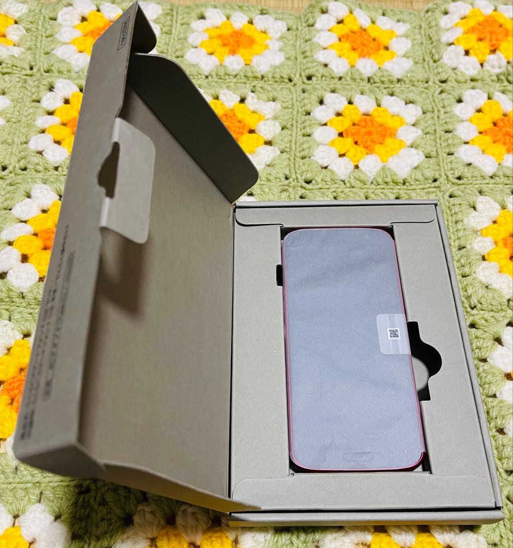 【新品未使用】らくらくスマートフォン F-53E ピンク