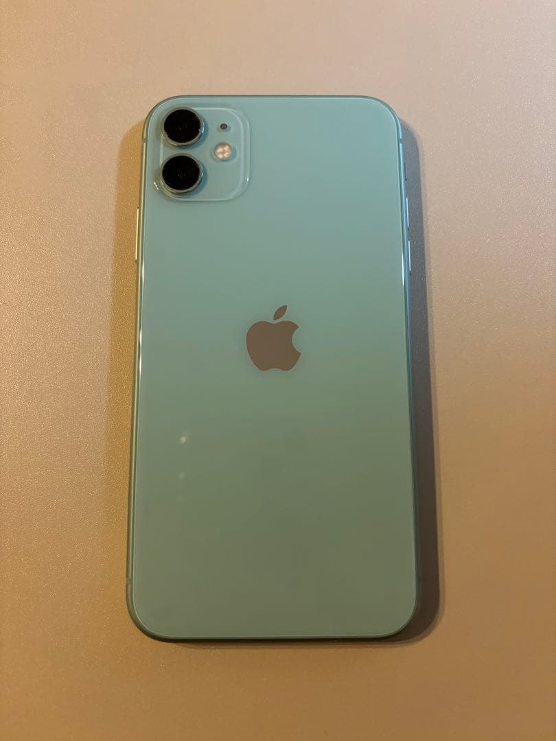 iPhone11 64GB グリーン SIMフリー 画面割れ バッテリー73％