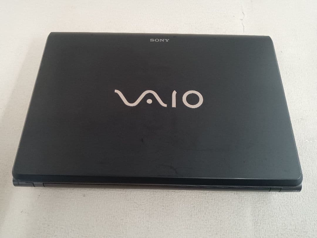 † Sony VAIO PCG-81214N 8GB ストレージ無