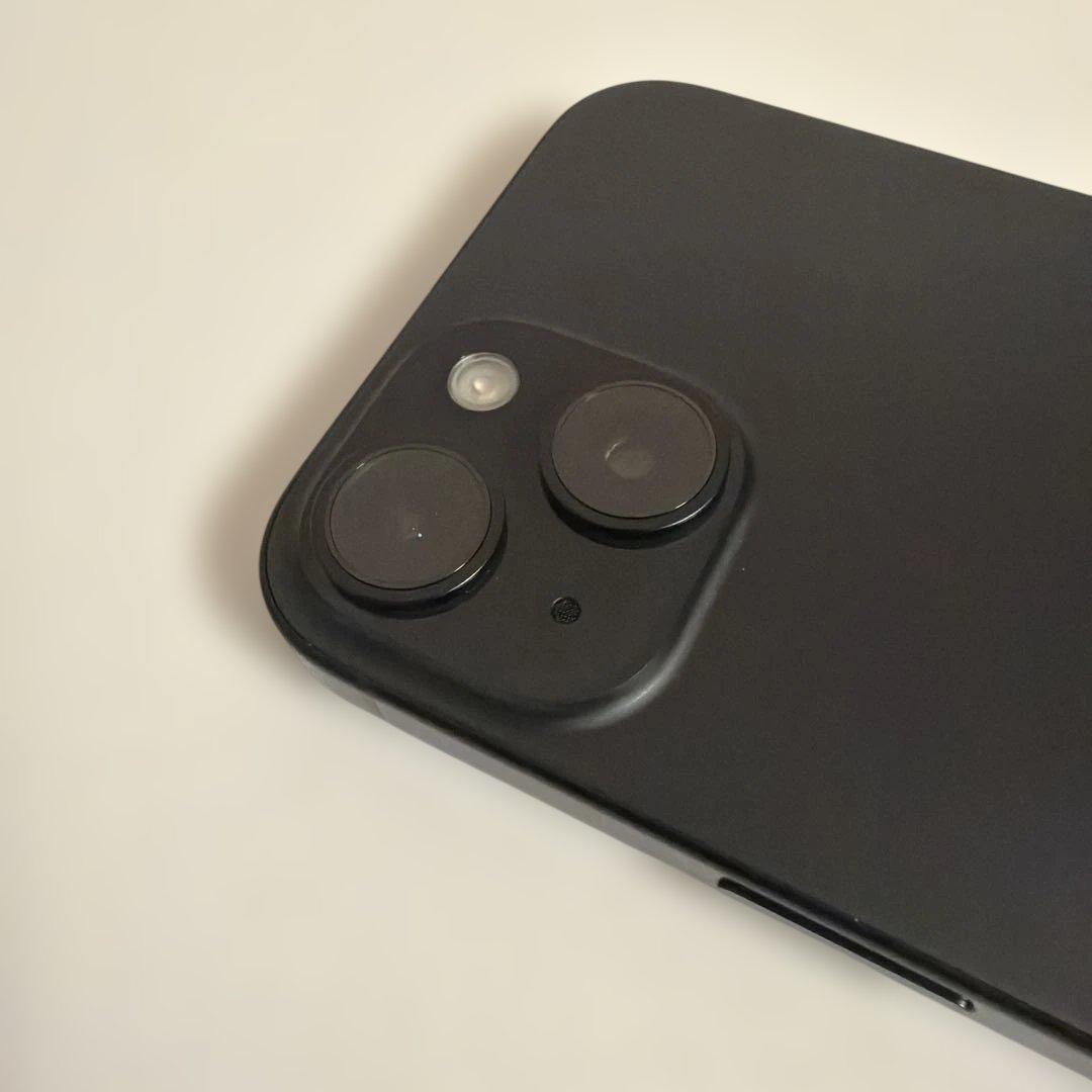 iPhone15 本体　ブラック　128GB simフリー