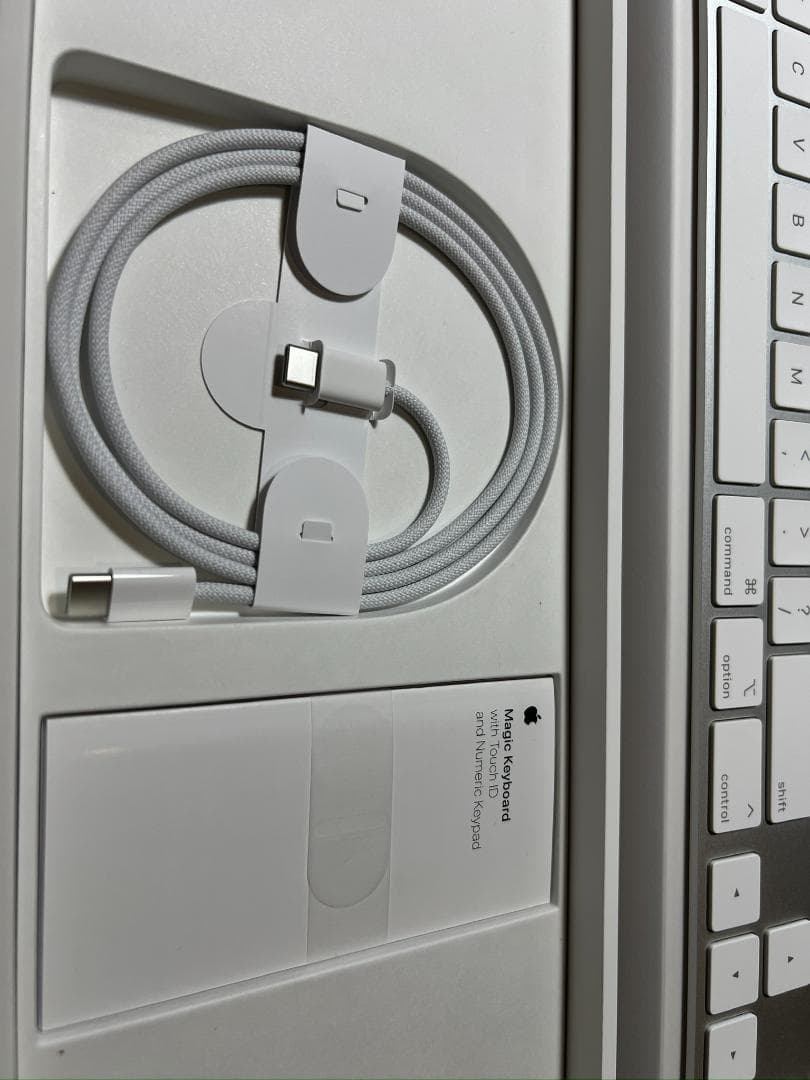 新品・開封済み Appleシリコン用Touch ID搭載キーボード US