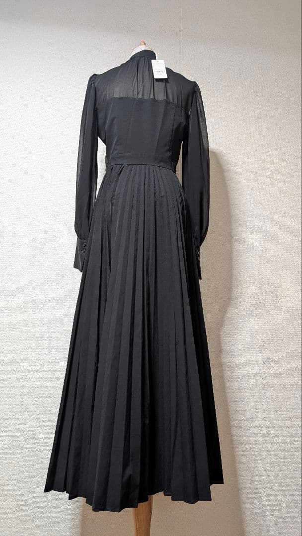 【新品未使用・タグ付】rienda シアー コンビ ポケット ワンピース