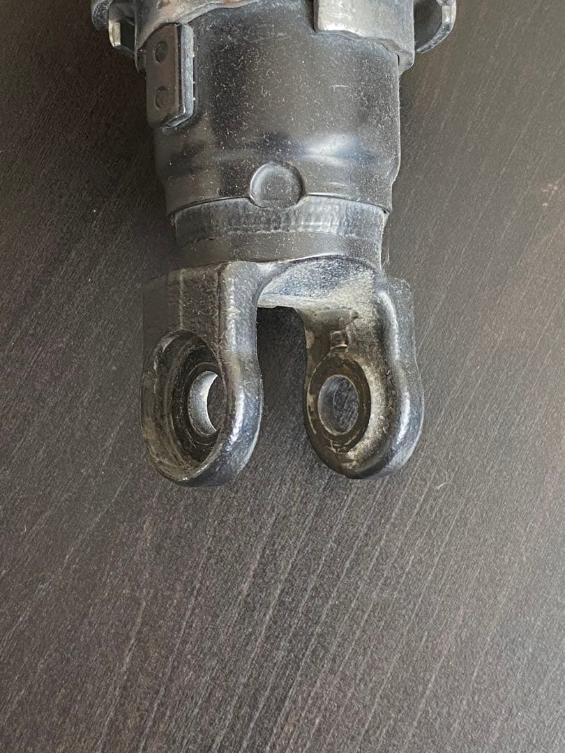 MT09 XSR900 ノーマルリアサスペンション　ヤマハ