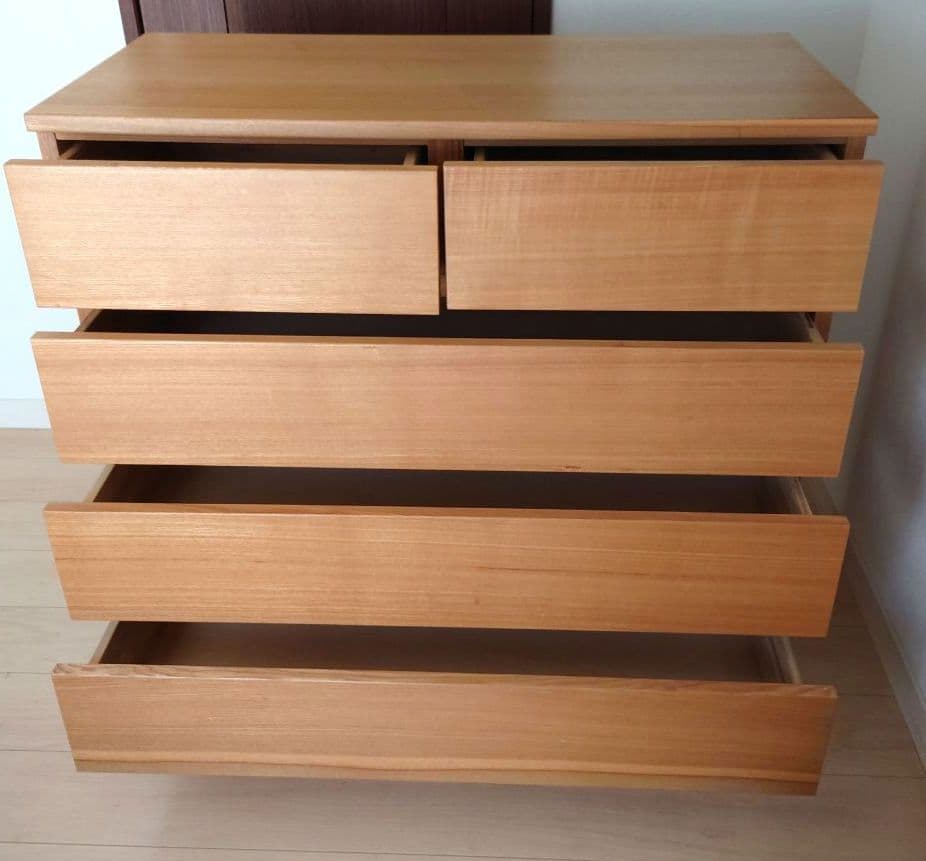 無印良品　脚付き木製チェスト4段　幅約95×奥行き約45×高さ約90cm