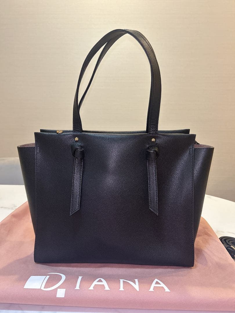 DIANA 黒 ビジネスバッグ　トートバッグ