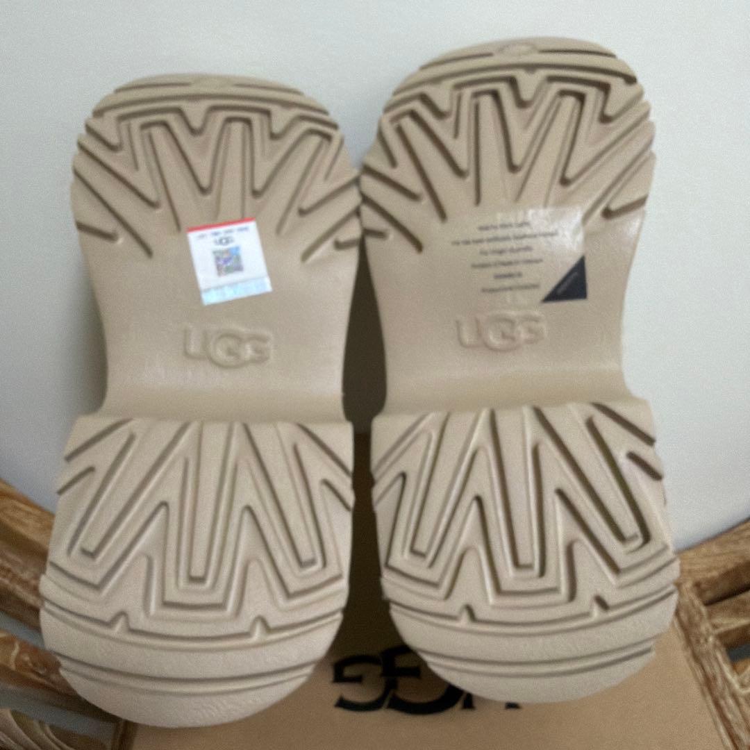 【新品未使用】UGGW Esmee Clog 25cm