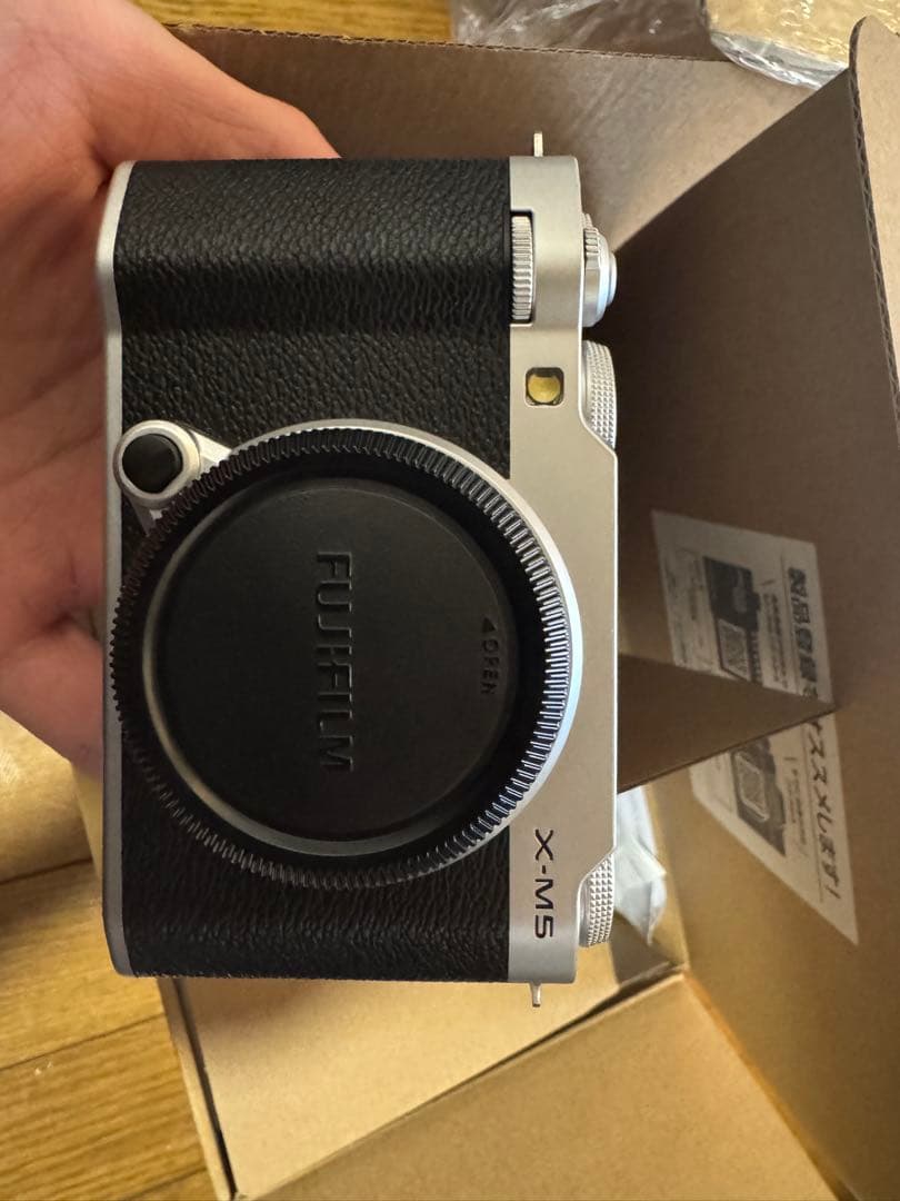 FUJIFILM XM5 シルバー　レンズセット 1年保証つき！