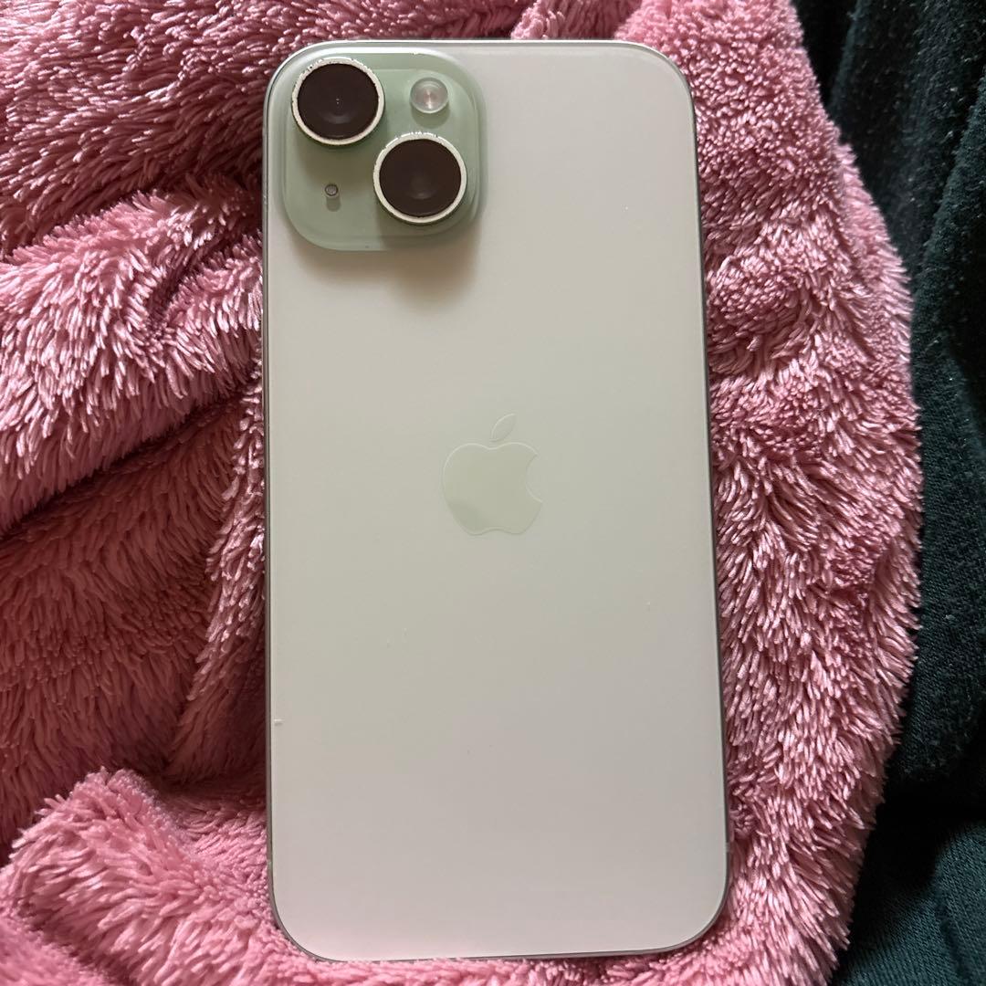 Apple iPhone 15 グリーン