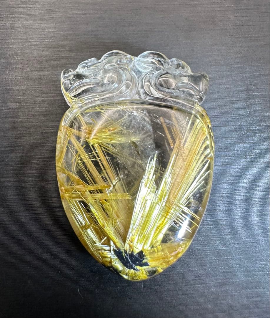 タイチンルチルクォーツ彫物（貔貅）