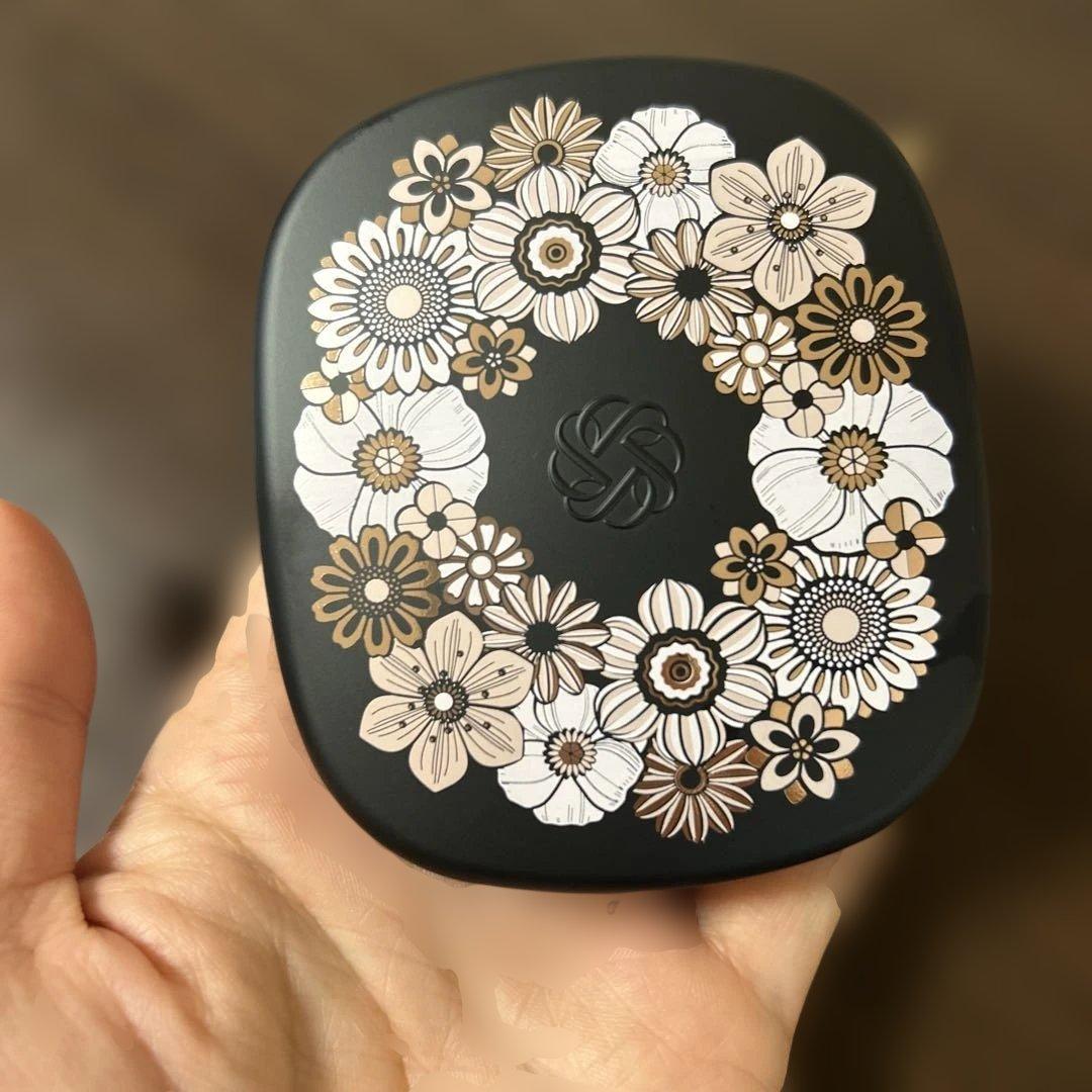 2025クリスマスDECORTE アイシャドウパレット 4色