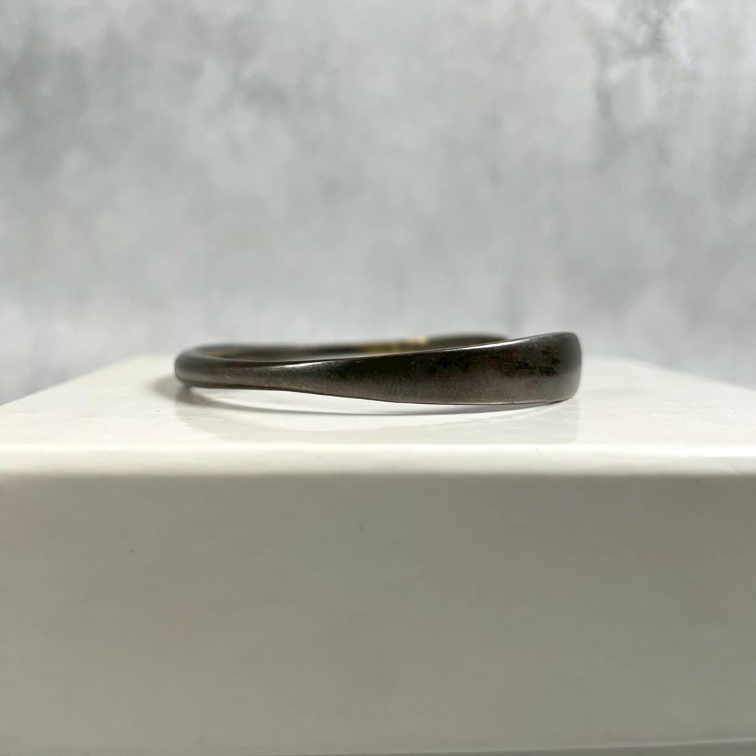 美品⭐️メゾンマルジェラ ナローブラスバングル ブランドロゴ型押し シルバー