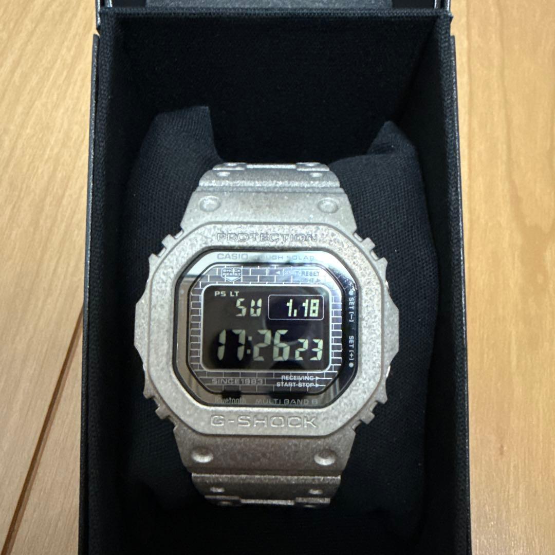 G-SHOCK GMW-B5000PS-1JR 40周年記念モデル