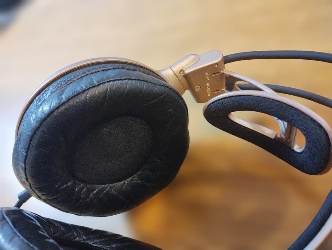 オーディオテクニカ　／　ヘッドホン　／　ATH-W1000