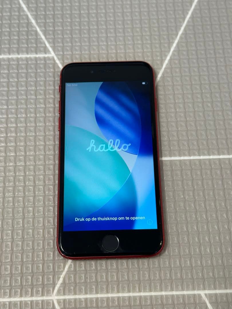 〈Apple careあり〉iPhoneSE 第２世代 64GB SIMフリー