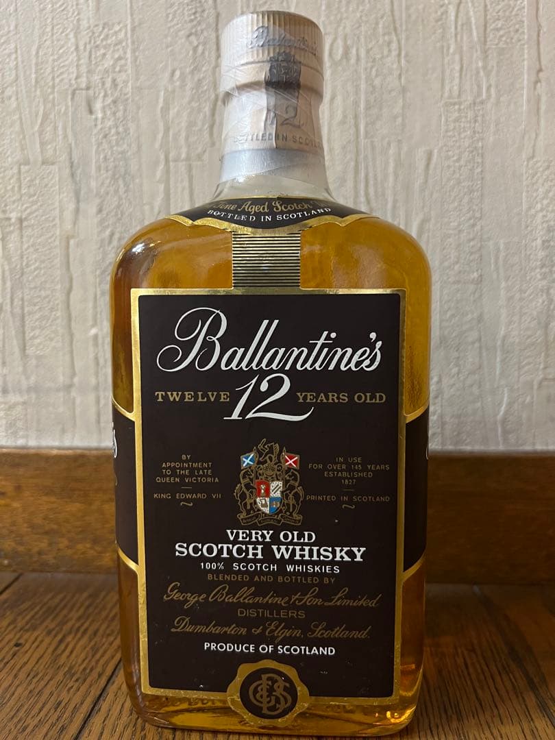 【超貴重】バランタイン12年　1970年代　　赤青紋章 760ml