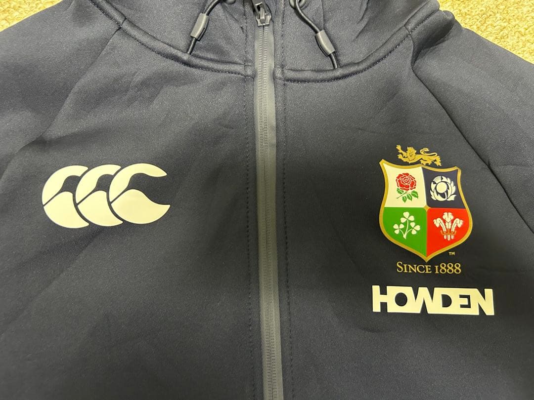 British&Irish Lions 2025年Everest フーディー　S