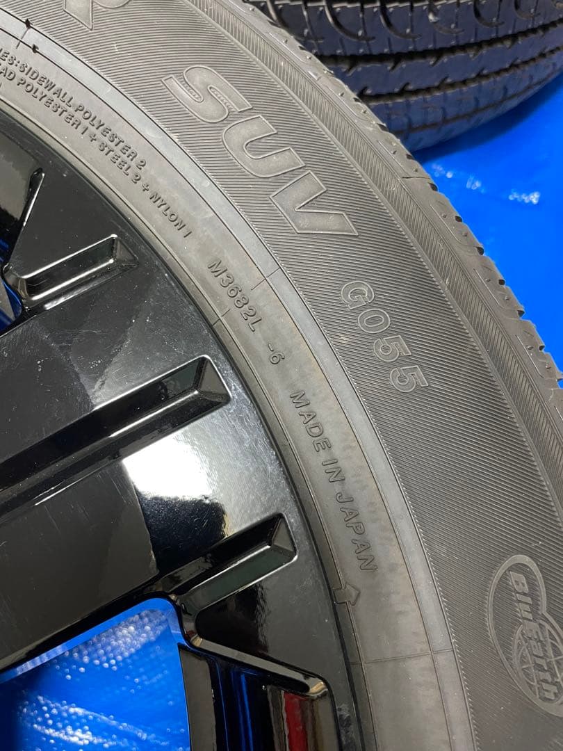 三菱デリカD5 シャモニー タイヤ ホイール【新車外し】1点ずつ出品　（3/4）