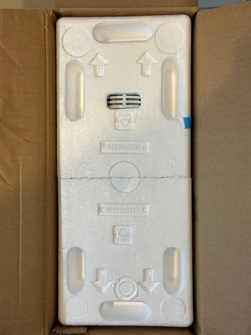 【美品】　DeLonghi デロンギ　ミニオイルヒーター　NJ0505E