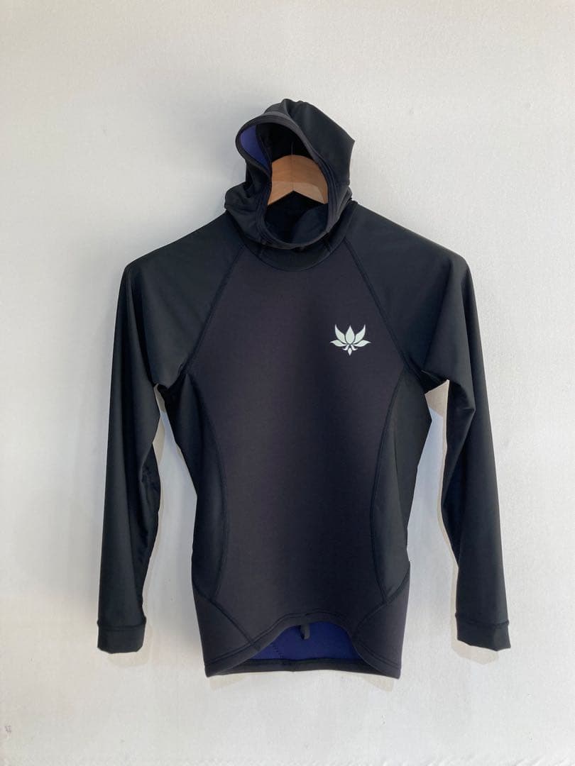 Axxe Classic 1.5mm フード付きタッパー