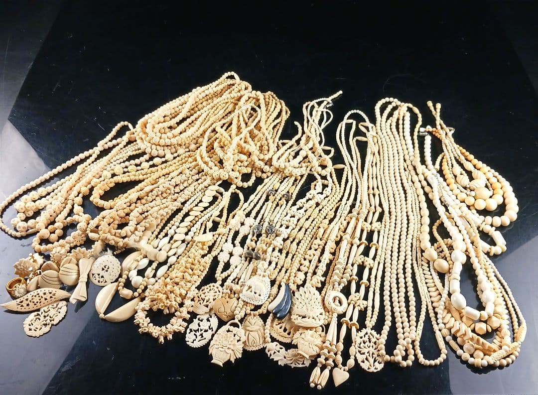 Y1656 骨製・樹脂製 ネックレス アクセサリー81点 総重量2127.9g