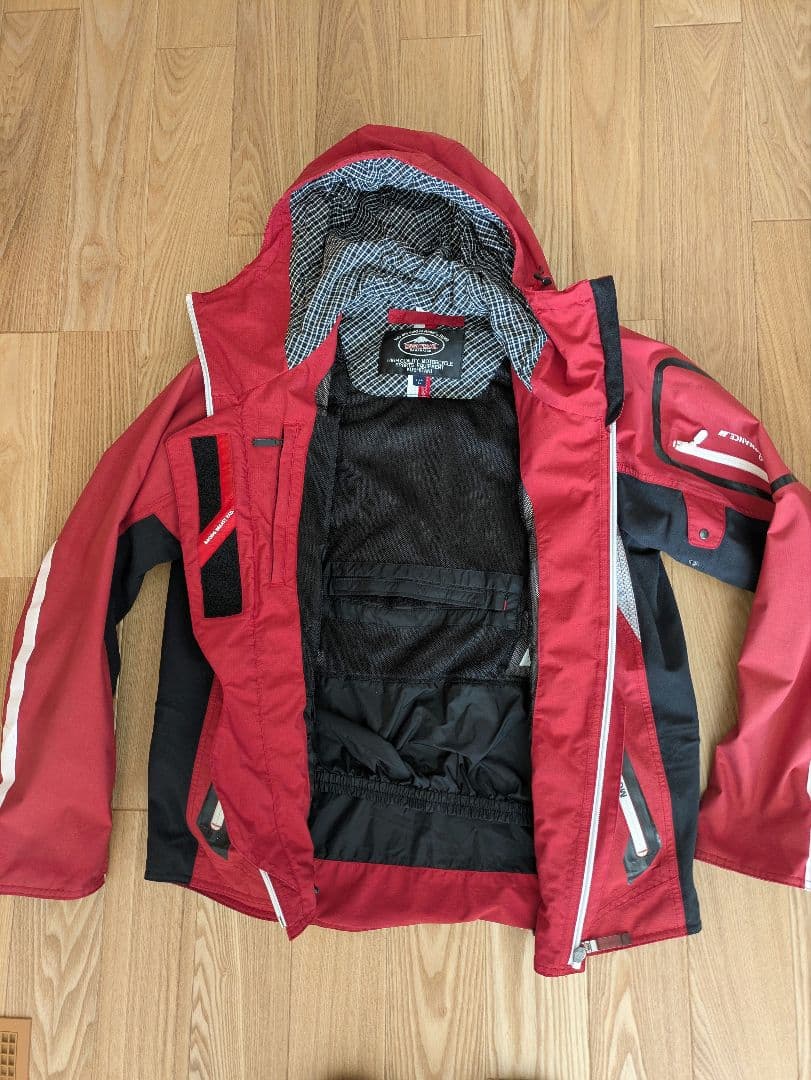 クシタニ　ウィンターアメニタジャケット K-2805 赤黒　Lサイズ