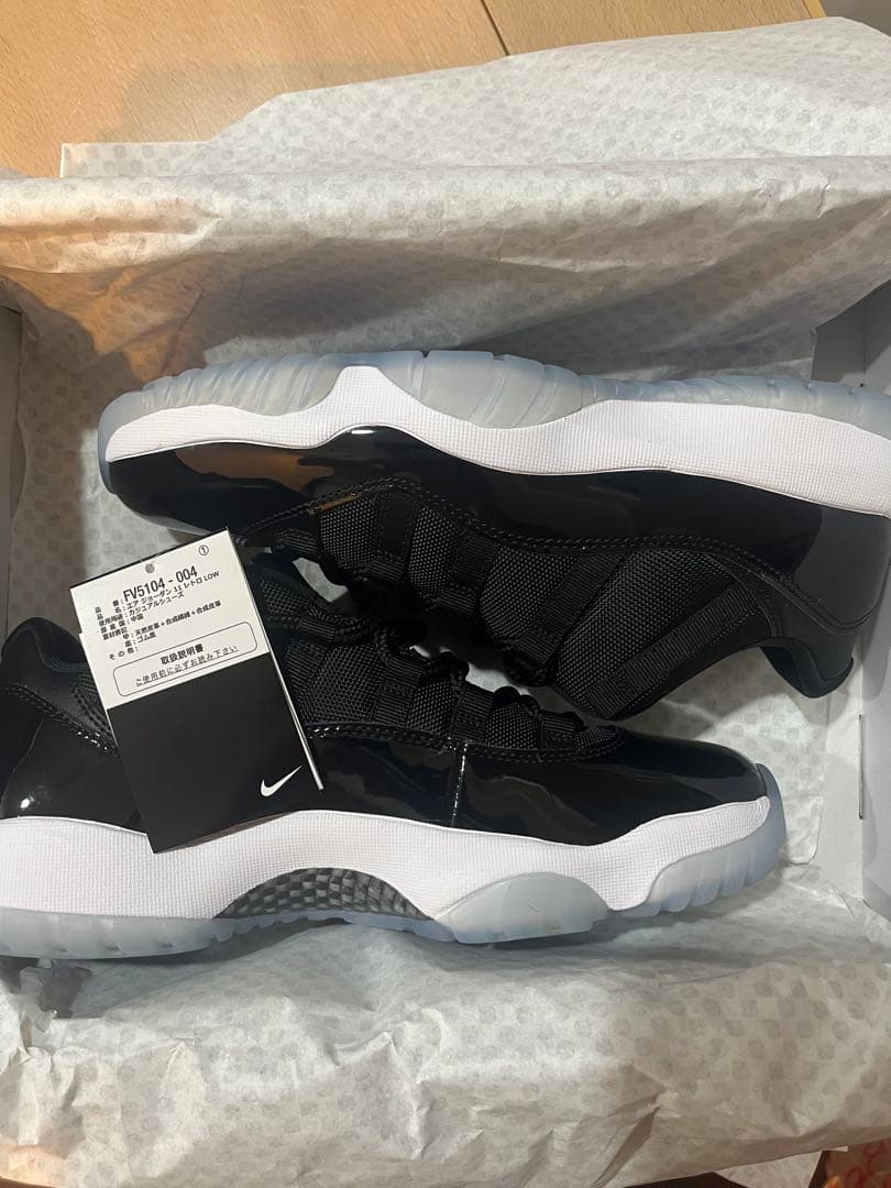 シューズ(男性用) NIKE AirJordan11 Retro Low  Varsity