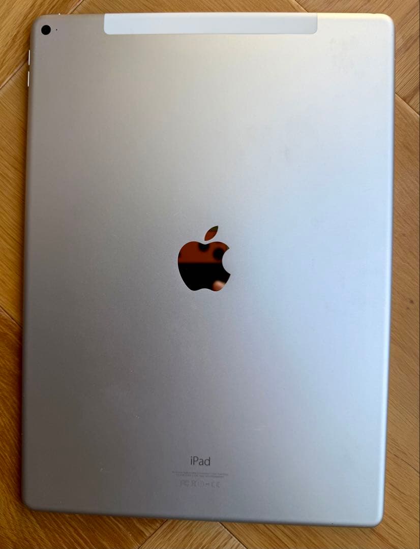 初代iPad Pro 12.9 Wi-Fi Cellular SIMロックあり