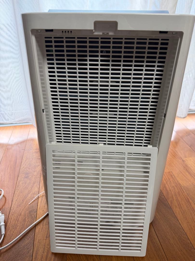 SHARP 空気清浄除湿機 CV-EF 120-W