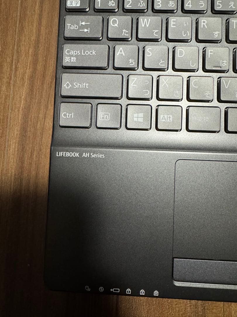 FMV LIFEBOOK WJ1AA52 512SSD ノートPC 極美品