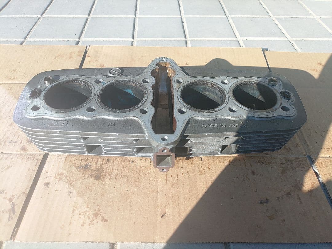 ゼファー750　 シリンダー　 シリンダーブロック　腰上