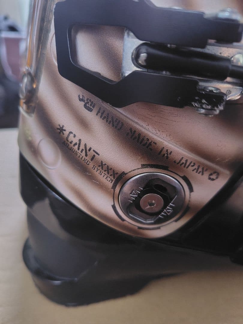 ゆうじろう　GEN FACTORY　フリースキーブーツモデル