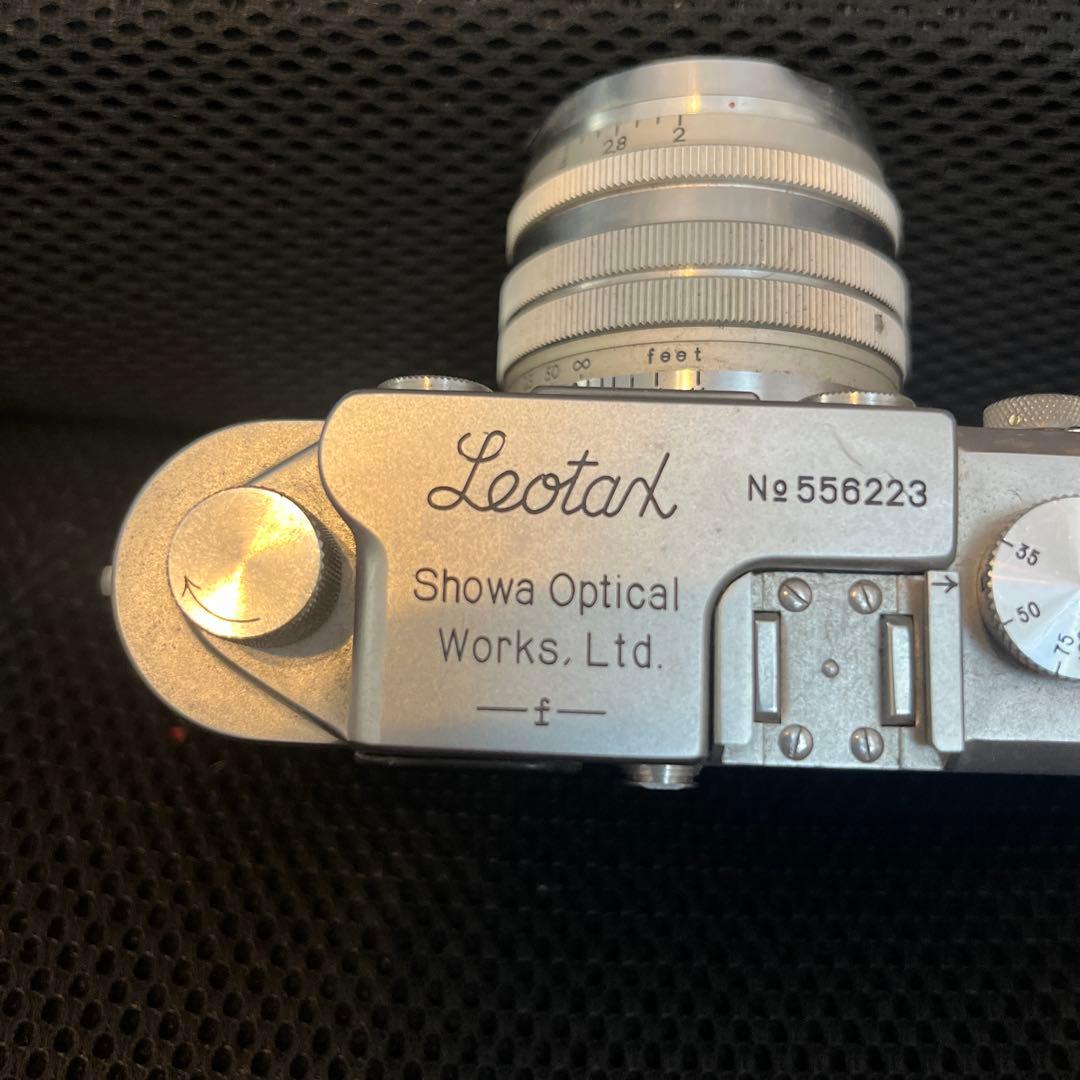 Leotax F レンジファインダーカメラ