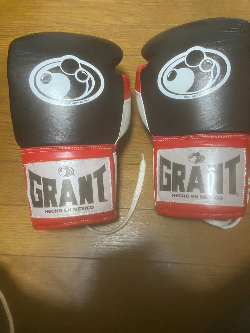 GRANT グラント　ボクシンググローブ 赤/白/黒　ウィニング