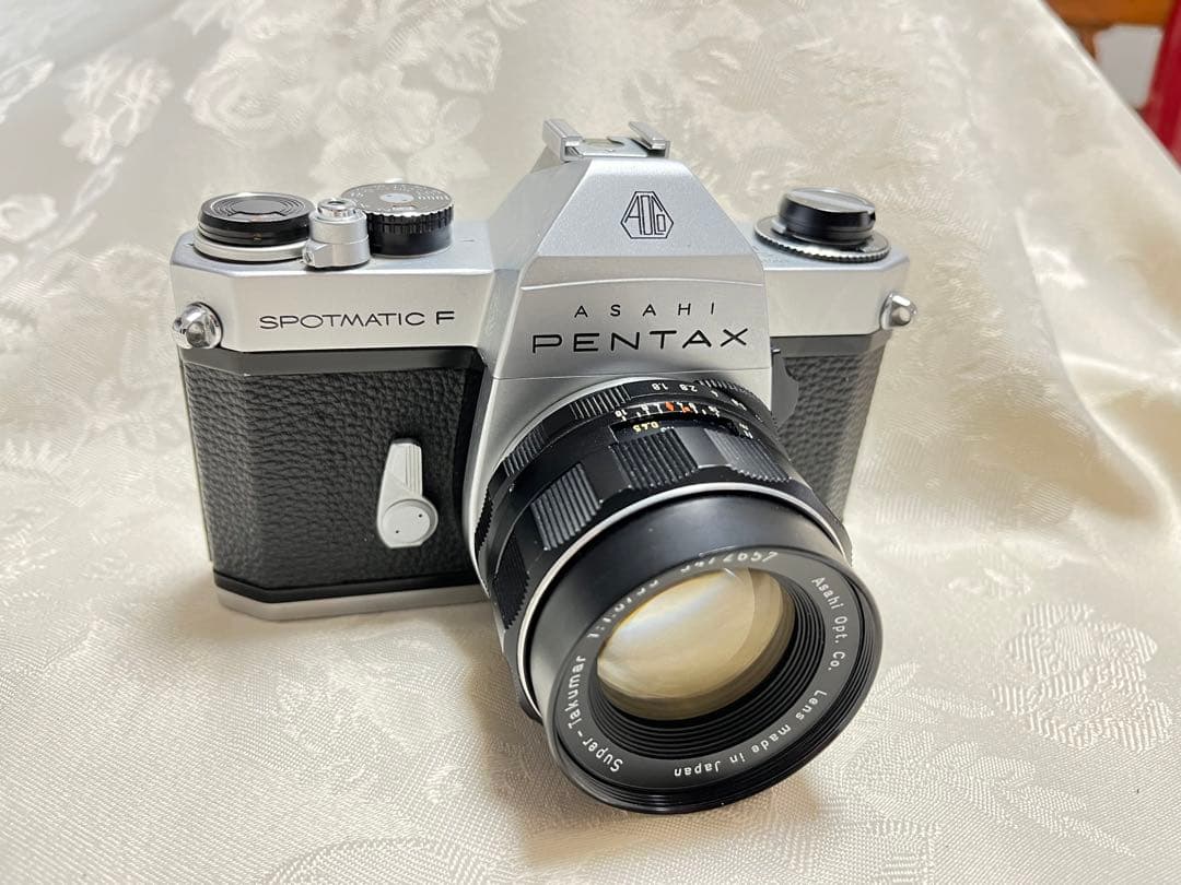 PentaxSpotmatic Fと明るいレンズf1.8/55mmTakumar