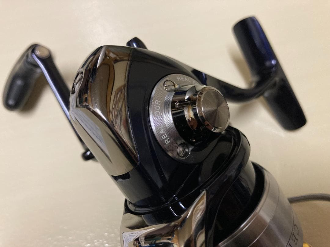 ダイワ　スピニングリール　セルテート　2500　美品