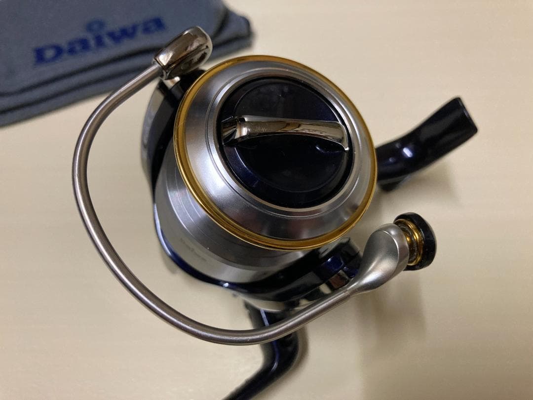 ダイワ　スピニングリール　セルテート　2500　美品