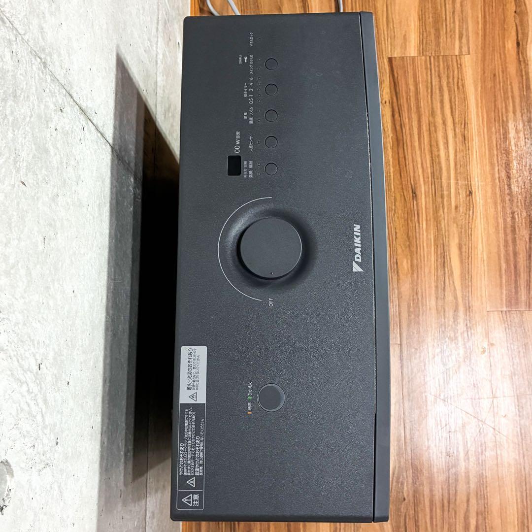 ダイキン ハイブリッドセラムヒート WRH135AS-H 遠赤外線暖房