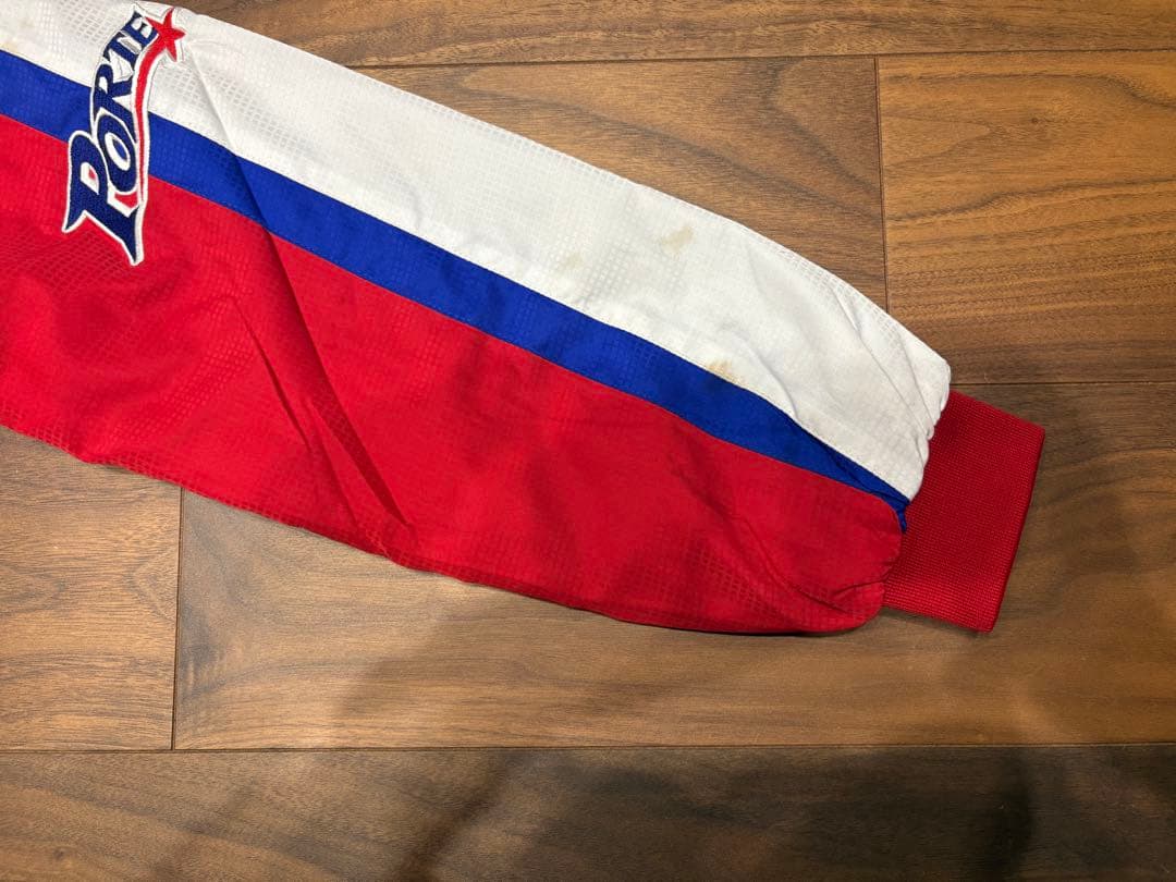 ポルテ　千葉ロッテマリーンズアカデミー　グランドコート